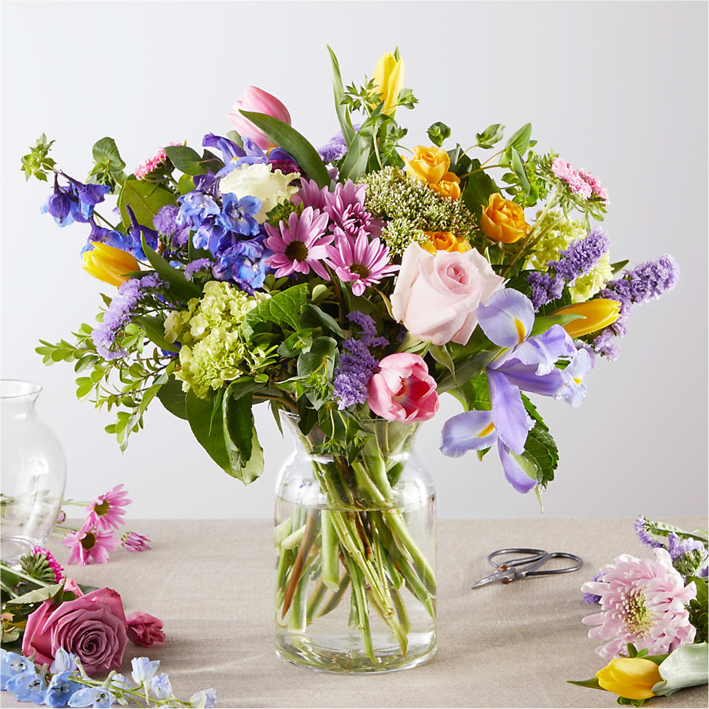 Pastel Tradition - A Florist Original – THE FLOWER PATCH & GIFT SHOPPE, Lehighton PA