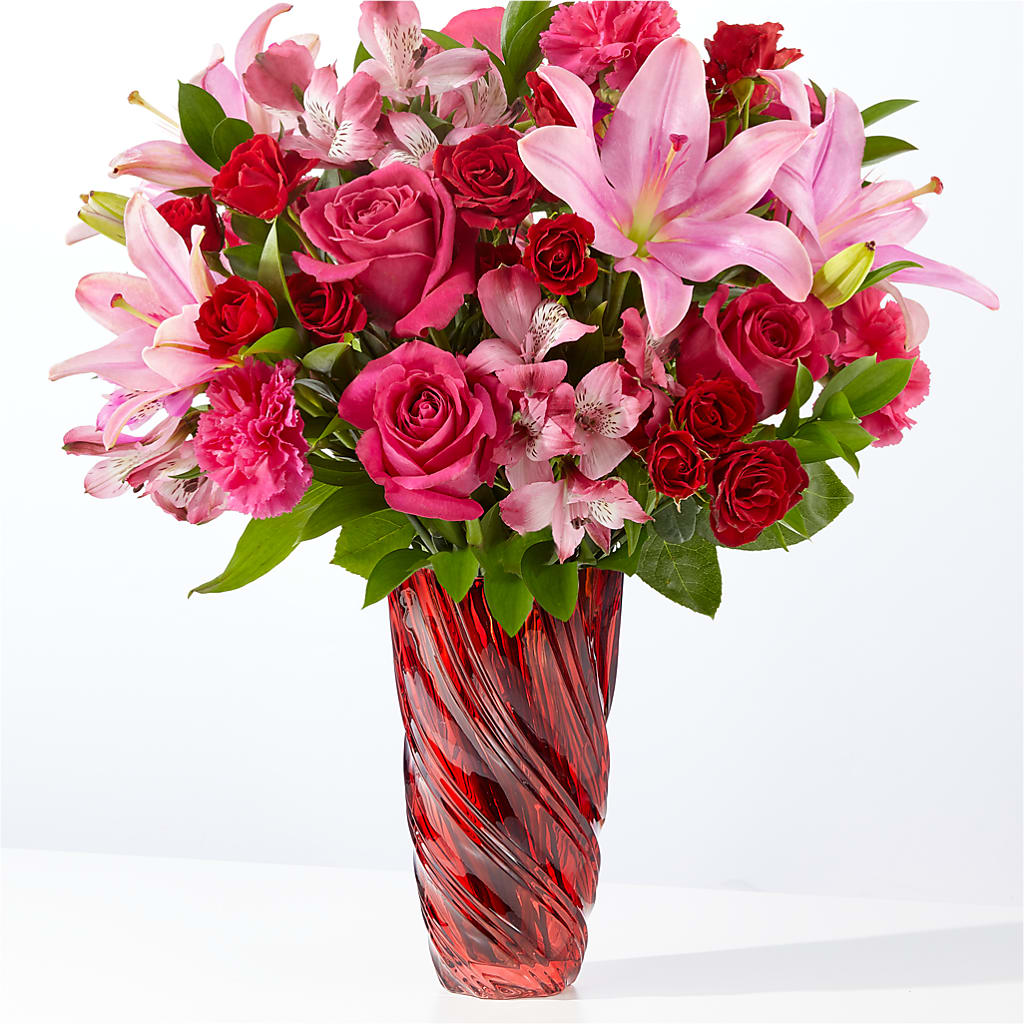 In Love Bouquet with Luxe Swirl Vase – THE FLOWER PATCH & GIFT SHOPPE, Lehighton PA