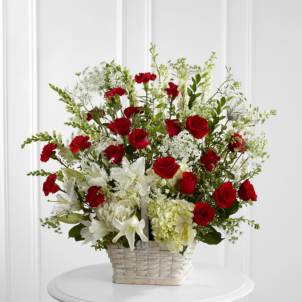 In Loving Memory Arrangement – THE FLOWER PATCH & GIFT SHOPPE, Lehighton PA