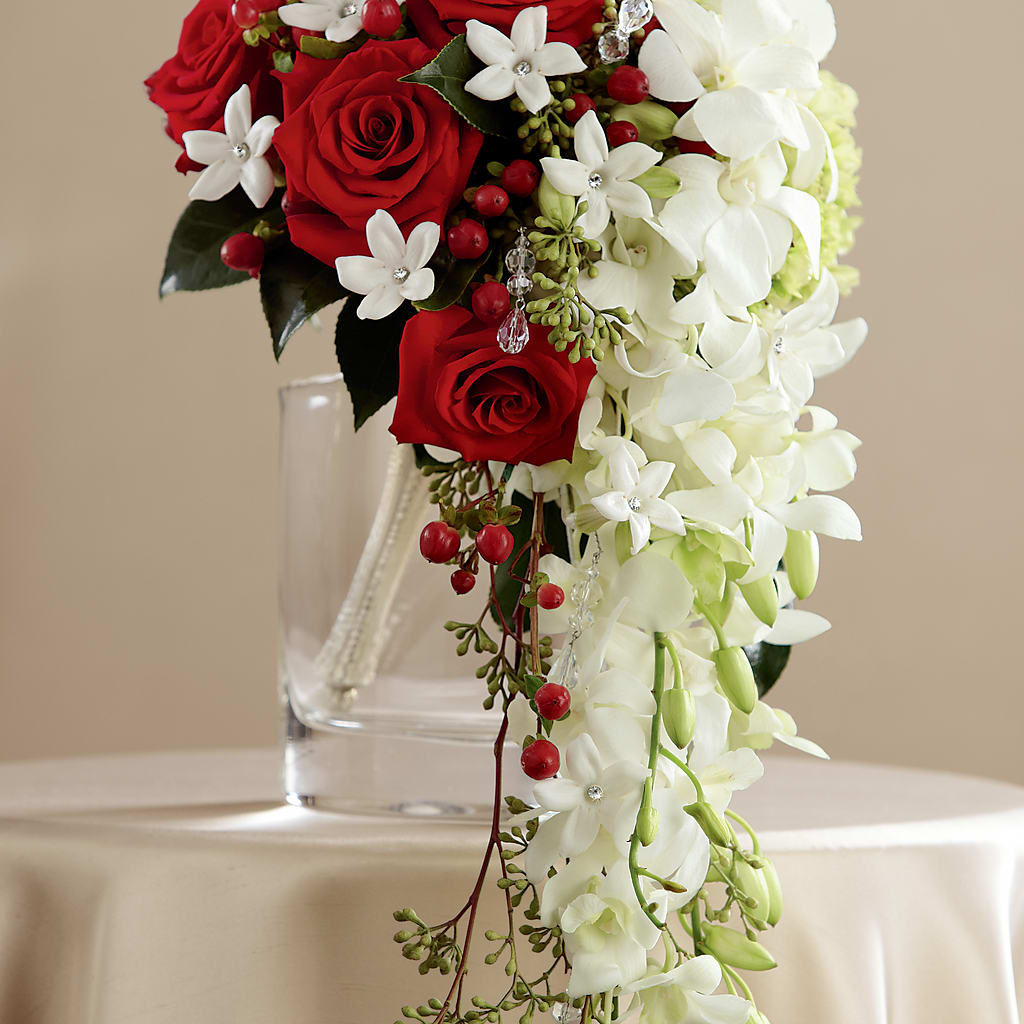 Here Comes the Bride Bouquet – THE FLOWER PATCH & GIFT SHOPPE, Lehighton PA