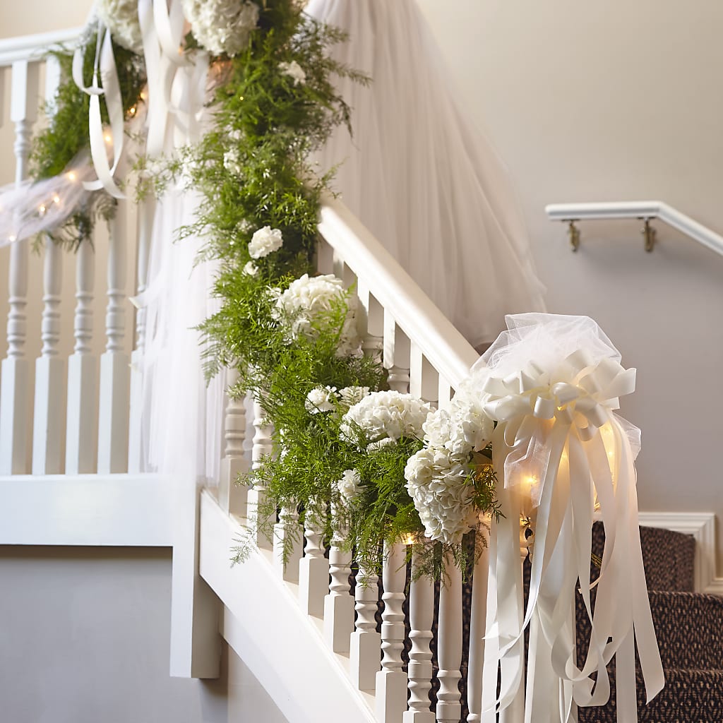 Champagne Dreams Garland – THE FLOWER PATCH & GIFT SHOPPE, Lehighton PA
