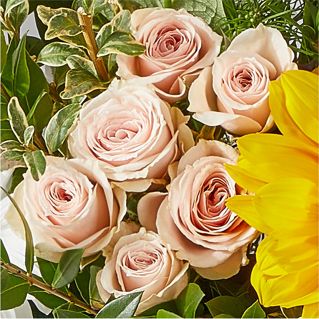 The Good Life Bouquet – THE FLOWER PATCH & GIFT SHOPPE, Lehighton PA
