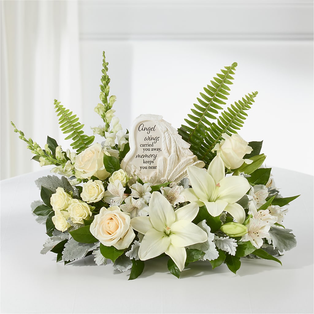 Holding You Close Arrangement – THE FLOWER PATCH & GIFT SHOPPE, Lehighton PA
