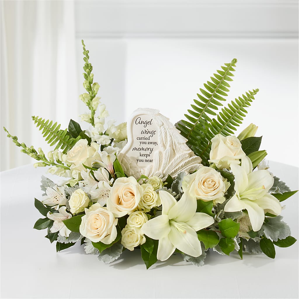 Holding You Close Arrangement – THE FLOWER PATCH & GIFT SHOPPE, Lehighton PA