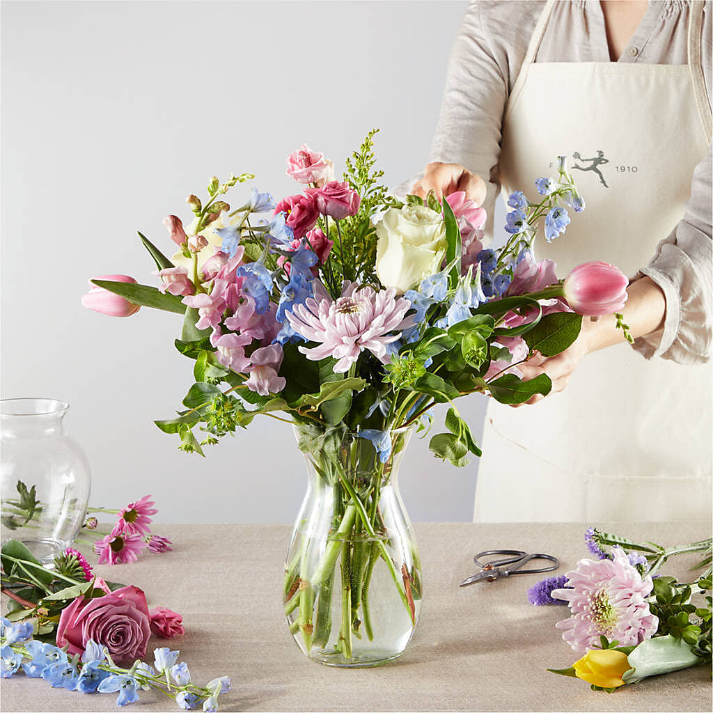 Pastel Tradition - A Florist Original – THE FLOWER PATCH & GIFT SHOPPE, Lehighton PA