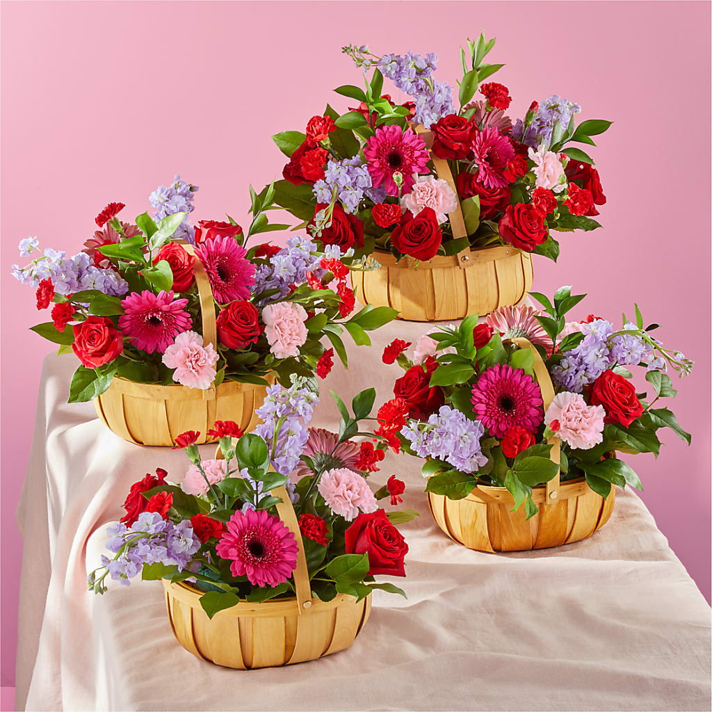 Pink Picnic Basket – THE FLOWER PATCH & GIFT SHOPPE, Lehighton PA