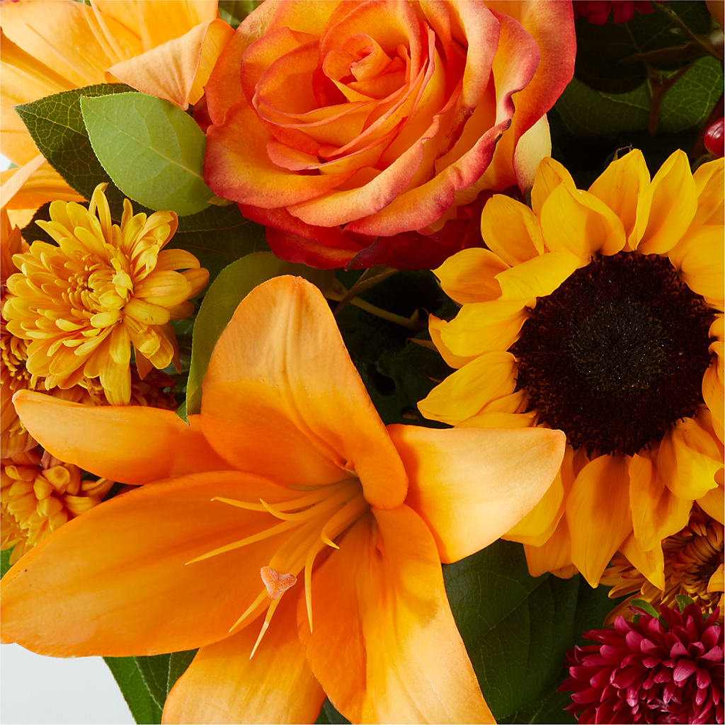 Grateful Centerpiece – THE FLOWER PATCH & GIFT SHOPPE, Lehighton PA