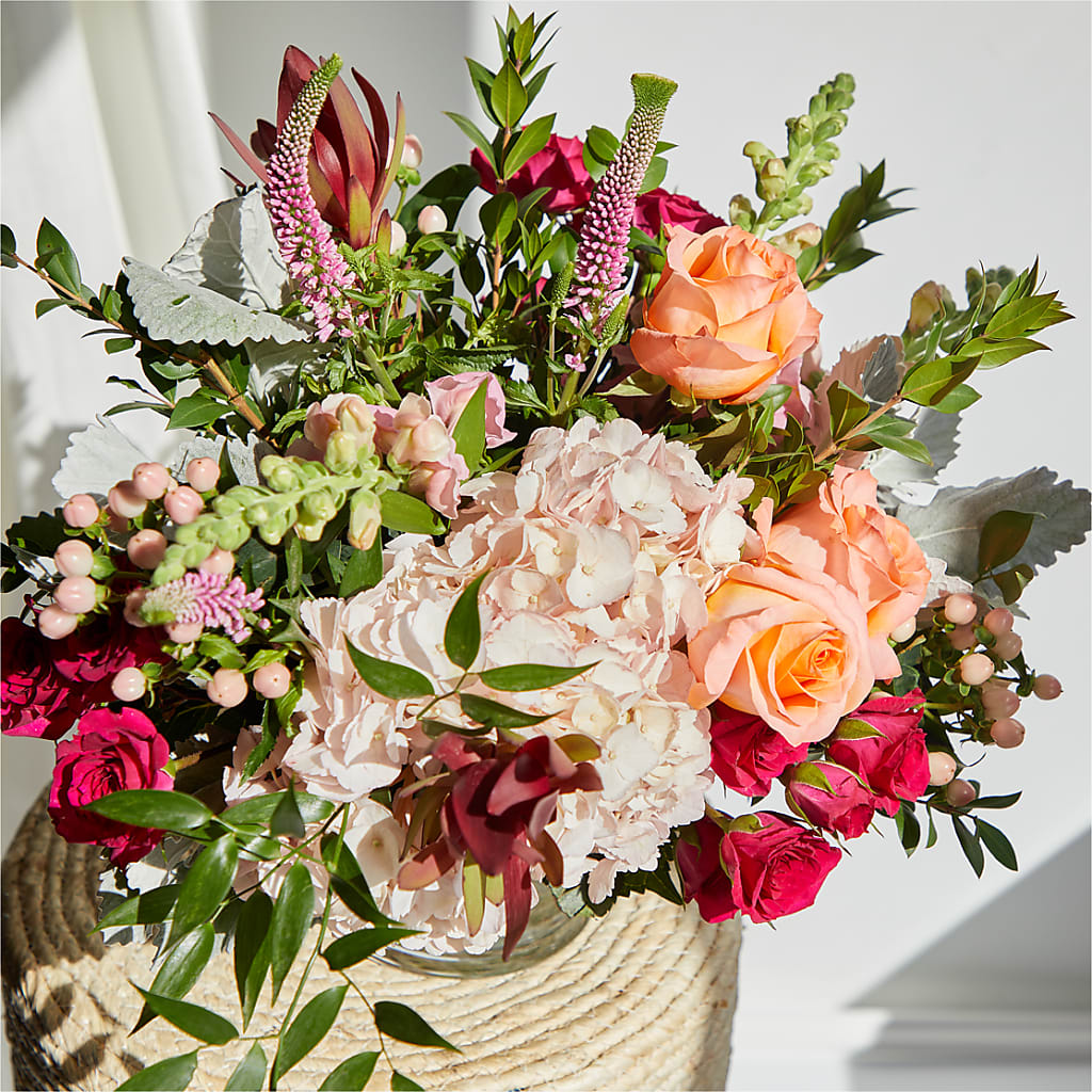 Glitz & Glam Bouquet – THE FLOWER PATCH & GIFT SHOPPE, Lehighton PA