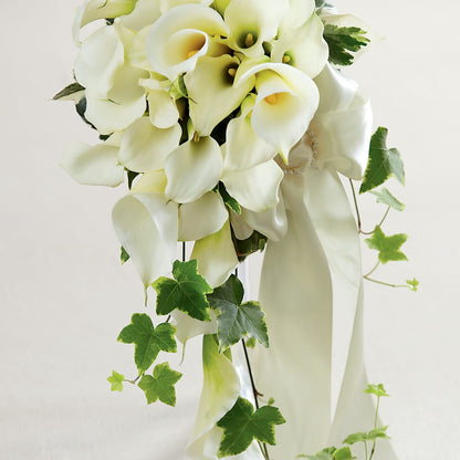 White Chapel Bouquet – THE FLOWER PATCH & GIFT SHOPPE, Lehighton PA